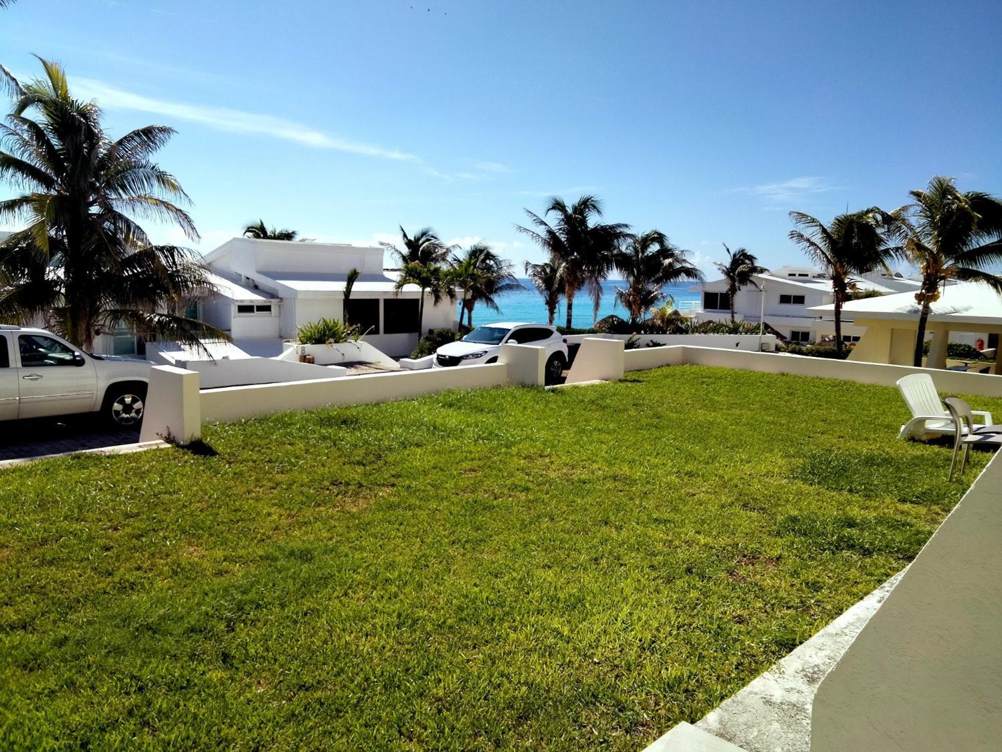 Brisas Sealight Apartment Cancún Buitenkant foto